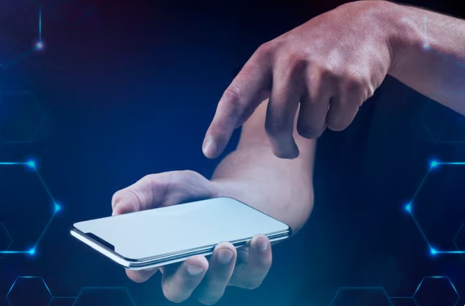 ARM Holdings and the Mobile Chip Monopoly, Why Every Tech Giant Pays a Toll to This British Company